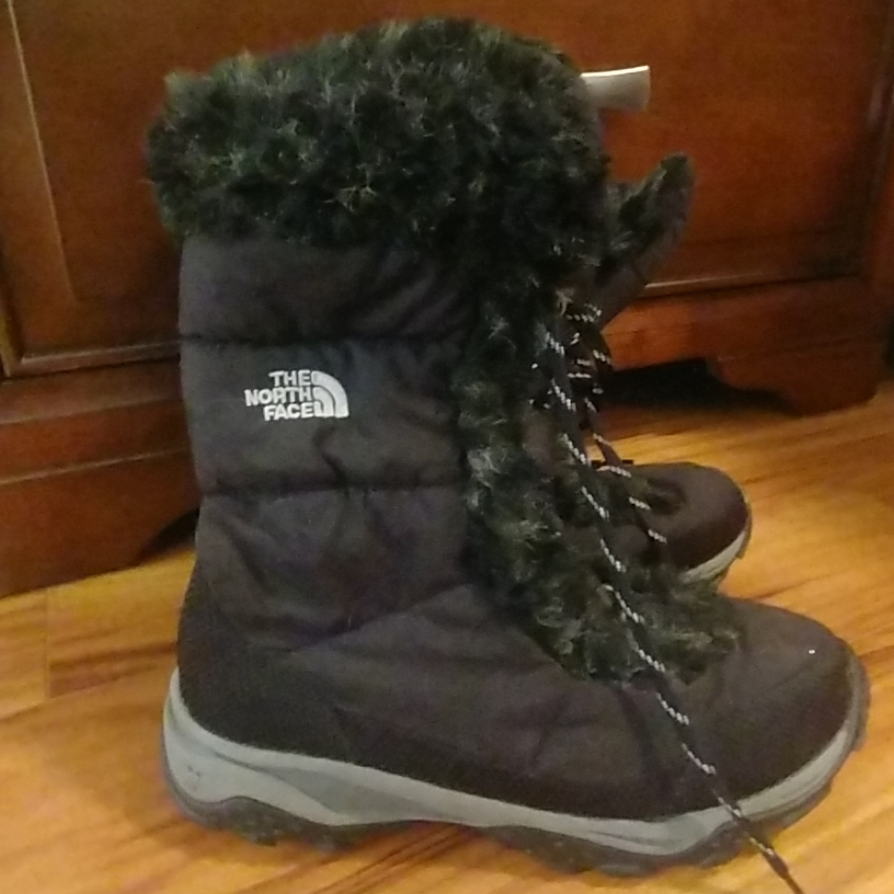 North Face fur winter boots